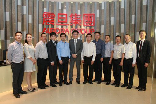 重庆市巴南宋葵区(左五)暨重庆市台办黄晓春副 (右六)一行