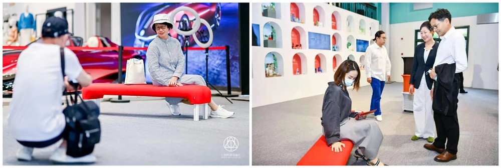 （左图）上海佳品汇现场展出Happy长凳成为现场焦点。 （右图）上海家协会长高伟及秘书长李霞亦亲自体验喜多俊之设计师的匠心之作。