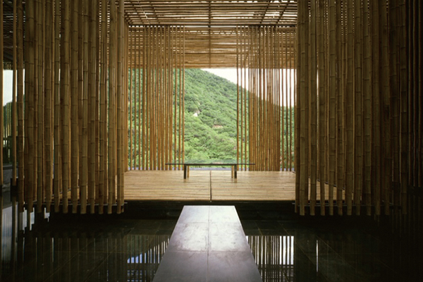 图一：竹屋，隈研吾，北京，2002.04
