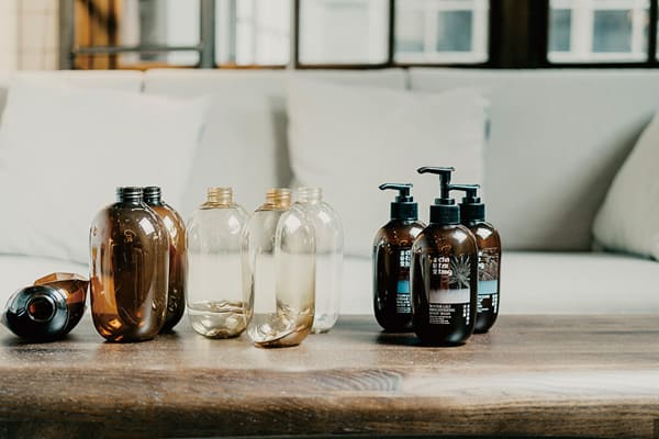2021茶籽堂品牌升级新一代洗沐瓶器。