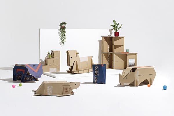 为了鼓励创意，三星甚至与知名的设计媒体《Dezeen》合作，举办纸箱环保包装设计竞赛，为Up-Cycle概念作出有趣的示范。 